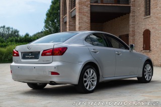 Lexus IS 220 D 2006