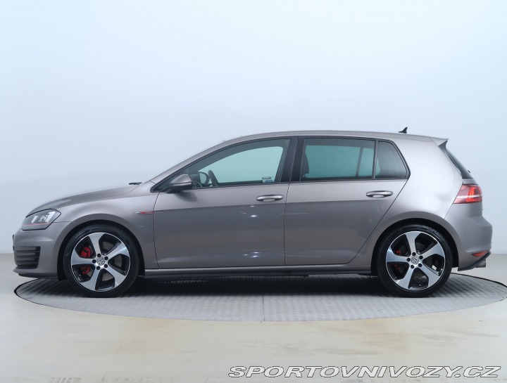 Volkswagen Golf 2.0 GTI 2015