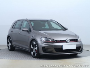 Volkswagen Golf 2.0 GTI 2015