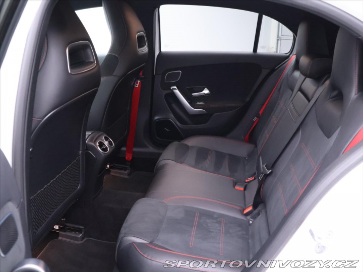 Mercedes-Benz A 2,0 35 AMG 225kW CZ DPH 2019