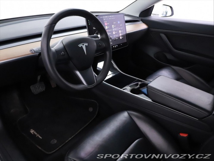Tesla Model 3 SR+ FSD3 pano DPH záruka 2019