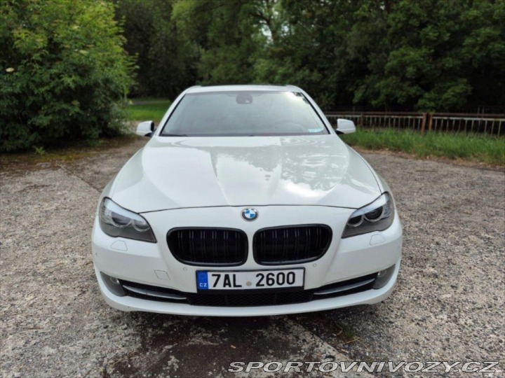 BMW 5 3,0 530D XDRIVE 2012