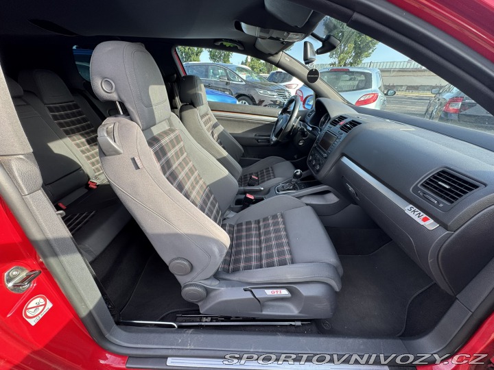 Volkswagen Golf GTI DSG 2,0 147 KW KOLA 2005
