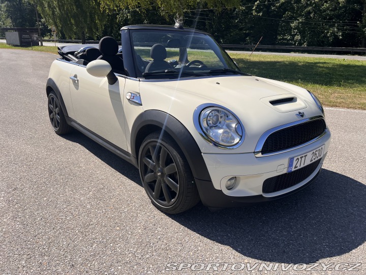 Mini Cooper R57 S 2009