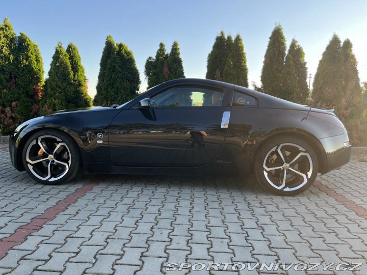 Nissan 350 Z Coupe 2006
