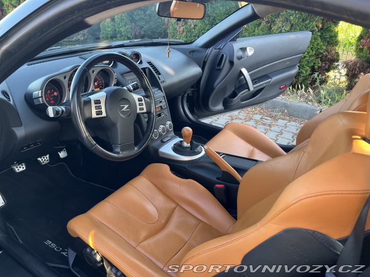 Nissan 350 Z Coupe 2006