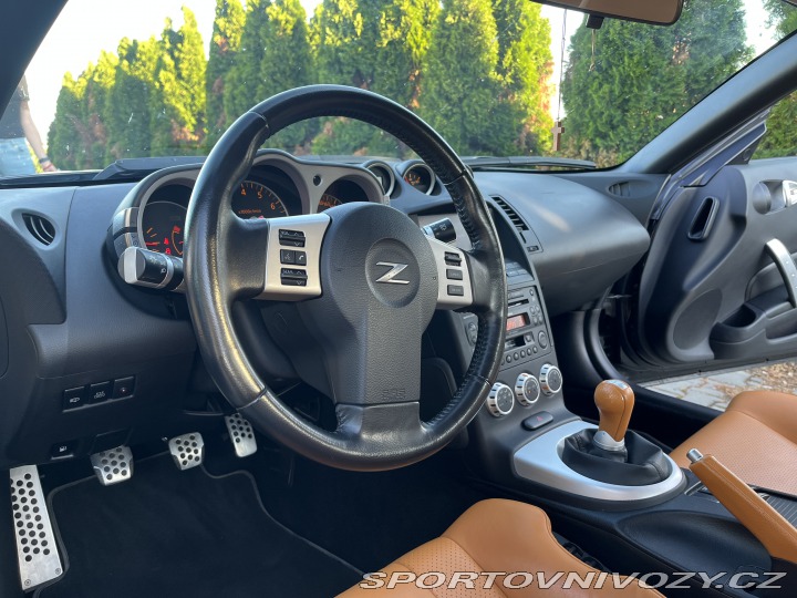Nissan 350 Z Coupe 2006