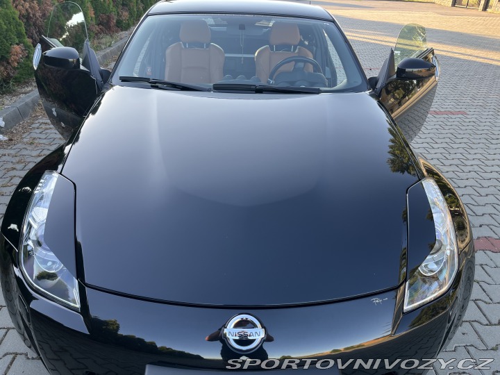 Nissan 350 Z Coupe 2006