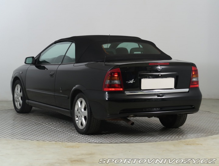 Opel Astra 2.2 16V 2003