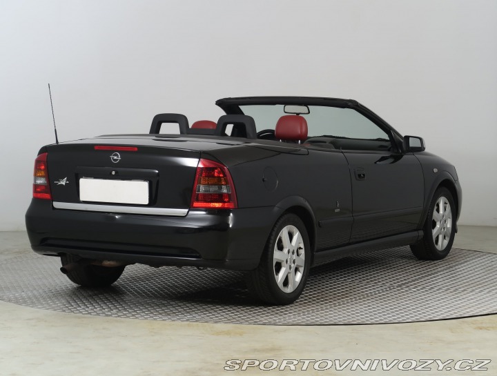 Opel Astra 2.2 16V 2003