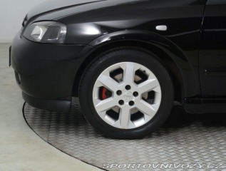 Opel Astra 2.2 16V 2003