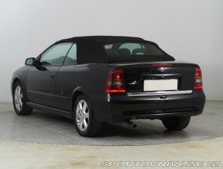 Opel Astra 2.2 16V 2003