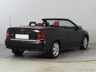 Opel Astra 2.2 16V 2003
