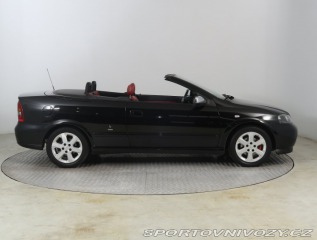 Opel Astra 2.2 16V 2003