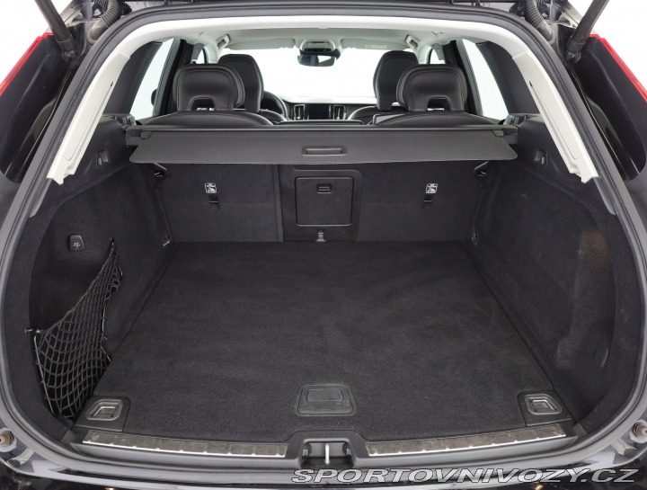 Volvo Ostatní modely XC60 T6 AWD 2020