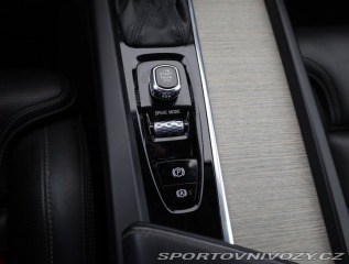 Volvo Ostatní modely XC60  T6 AWD 2020