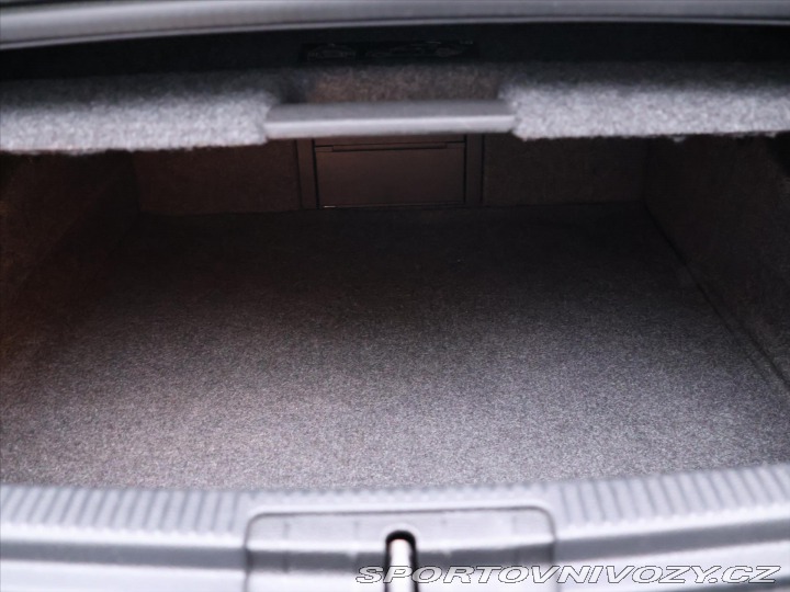 Volkswagen EOS 2,0 TDI 103kW Klima Navi 2012