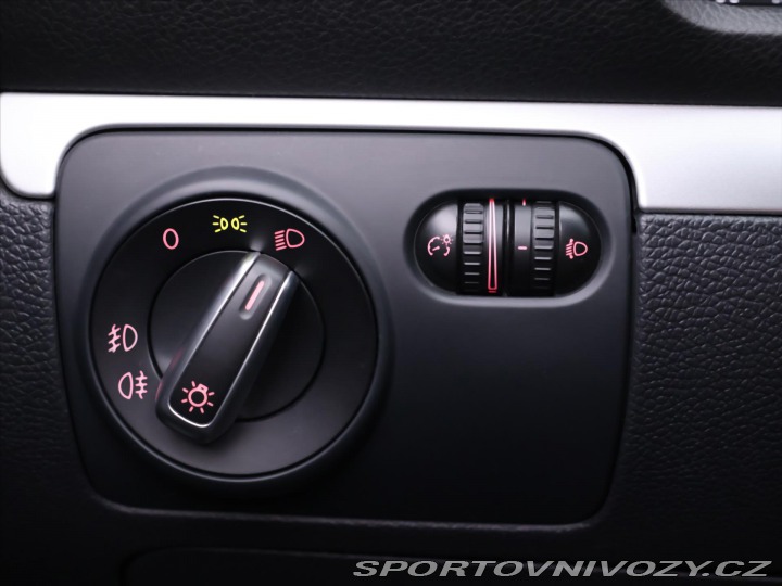 Volkswagen EOS 2,0 TDI 103kW Klima Navi 2012