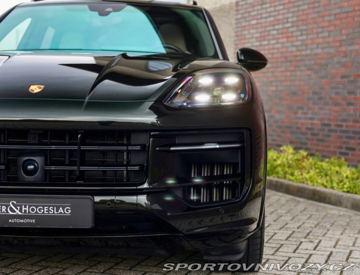 Porsche Cayenne 3.0 V6 e-Hybrid | BOSE - 2024