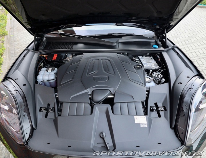 Porsche Cayenne 3.0 V6 e-Hybrid | BOSE - 2024