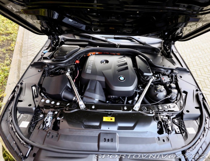 BMW 5 Touring 530e xDrive M S 2024