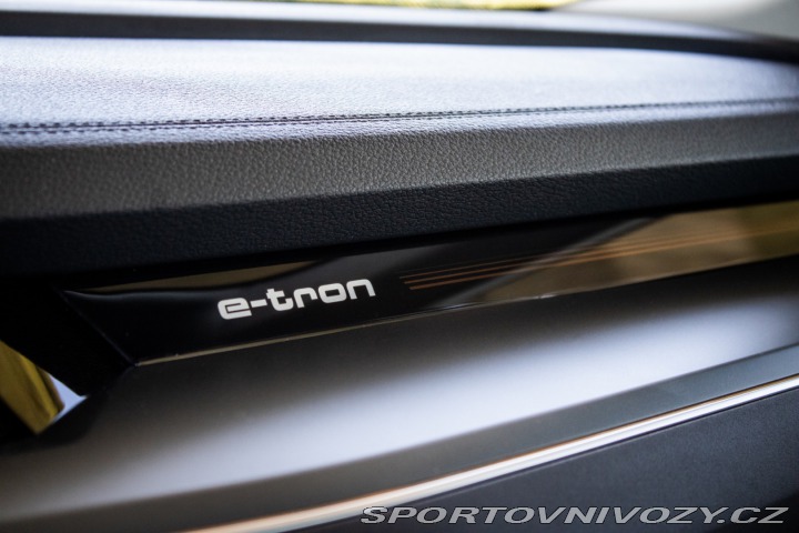 Audi Ostatní modely E-tron 50 quattro Advanced 2021