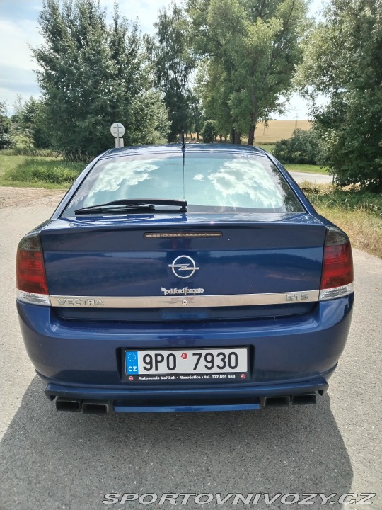 Opel Ostatní modely Vectra 2003
