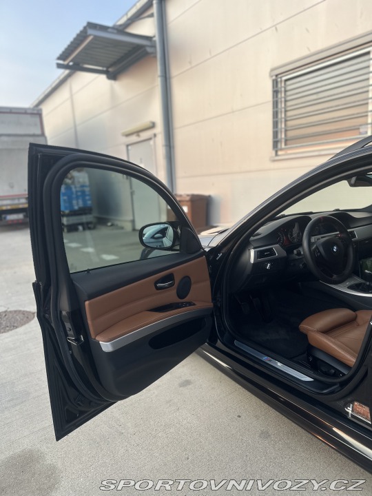 BMW 3 BMW RAD 3 335i COMBI FACE 2009