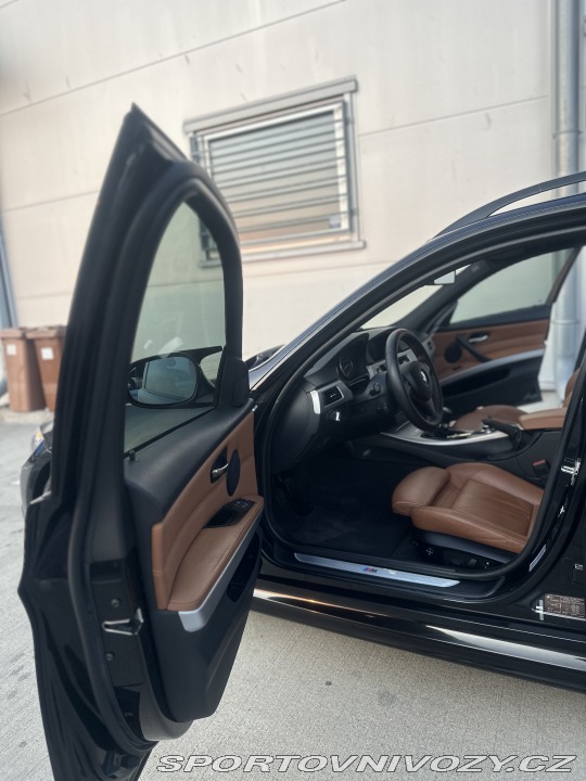 BMW 3 BMW RAD 3 335i COMBI FACE 2009