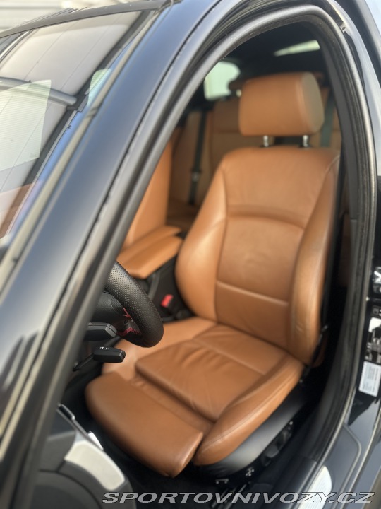BMW 3 BMW RAD 3 335i COMBI FACE 2009