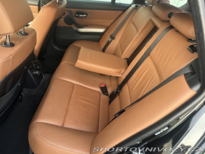 BMW 3 BMW RAD 3 335i COMBI FACE 2009