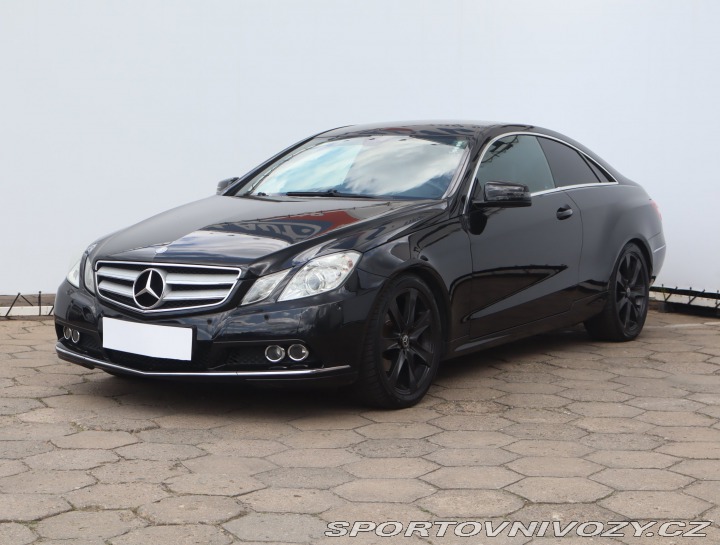 Mercedes-Benz E E 200 2010