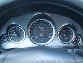 Mercedes-Benz E E 200 2010