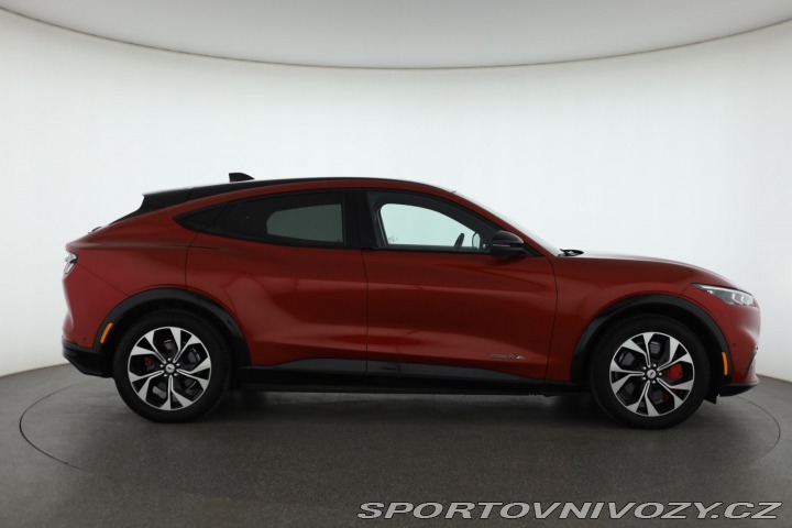 Ford Mustang Mach-E Standard Range AW 2021