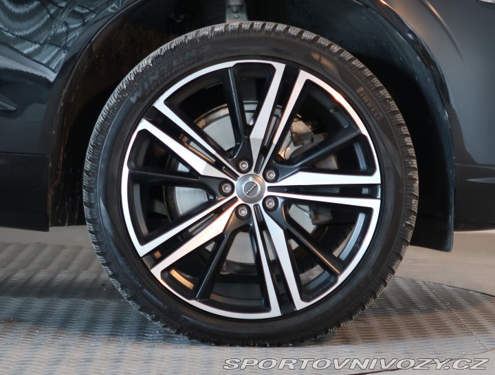 Volvo Ostatní modely XC60 T8 Twin Engine 2020