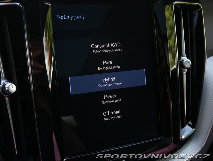 Volvo Ostatní modely XC60 T8 Twin Engine 2020