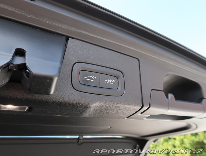 Volvo Ostatní modely XC60 T8 Twin Engine 2020