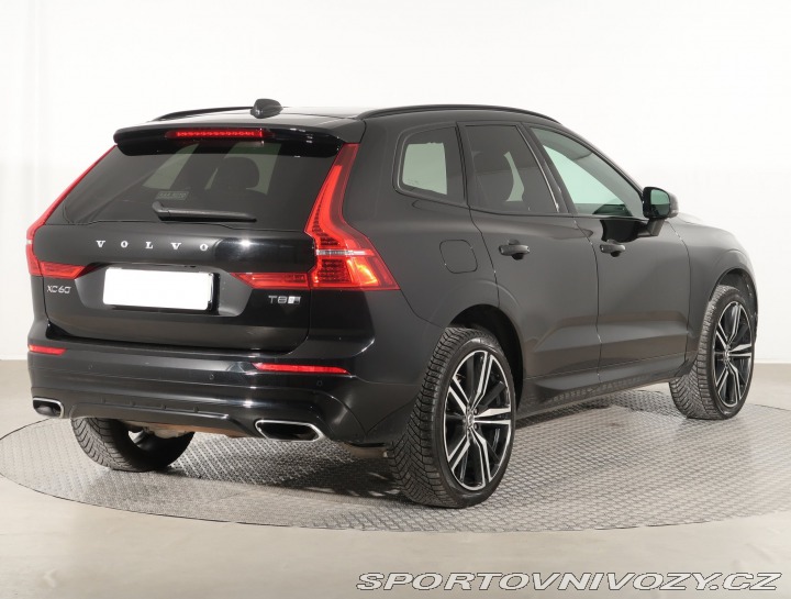 Volvo Ostatní modely XC60 T8 Twin Engine 2020