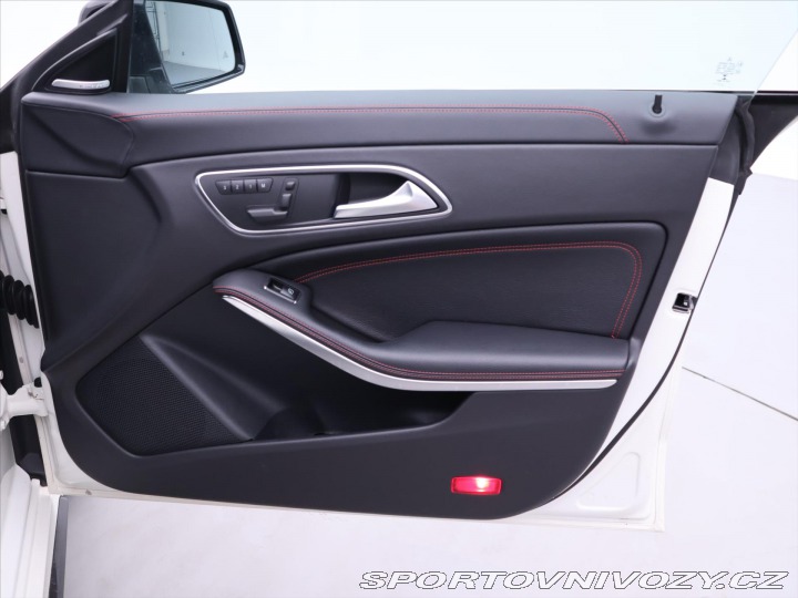 Mercedes-Benz CLA 2,0 45AMG 4-MATIC DPH CZ 2013