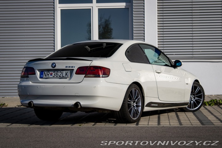 BMW 3 Coupé 335 i 2008