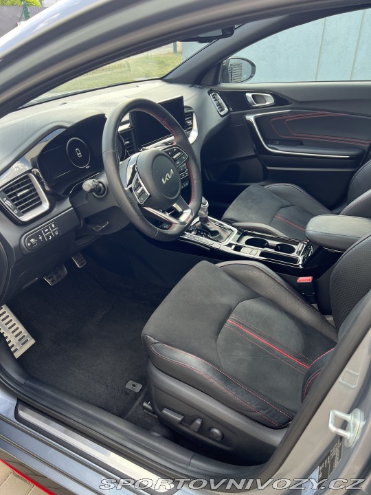 Kia ProCeed 2021