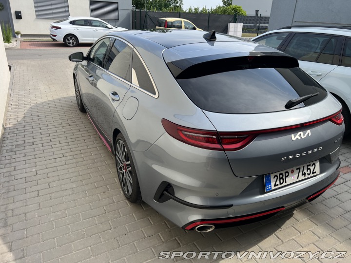 Kia ProCeed 2021