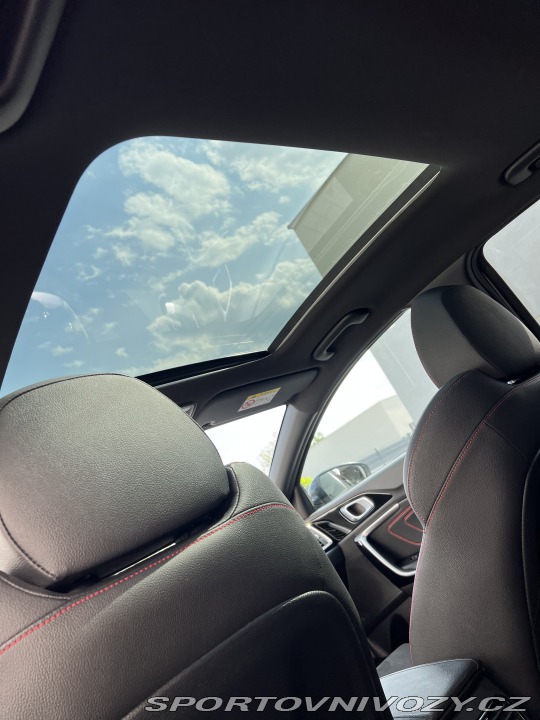Kia ProCeed 2021