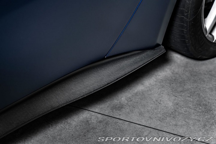 Ferrari F12berlinetta Lift, kamery, full-carbon 2014