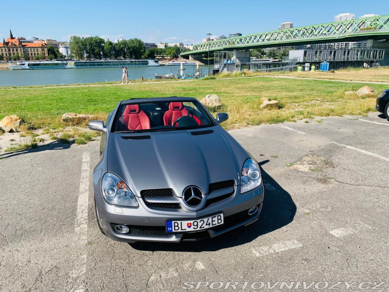 Mercedes-Benz SLK 