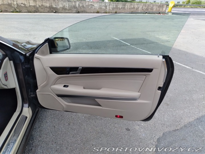 Mercedes-Benz E 250 CDI COUPÉ PANORAMA 2014