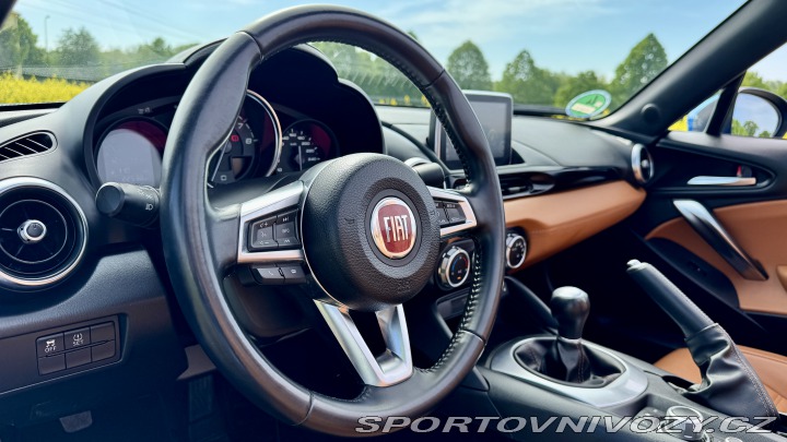 Fiat 124 Spider 1.4 Turbo LUSSO 2016