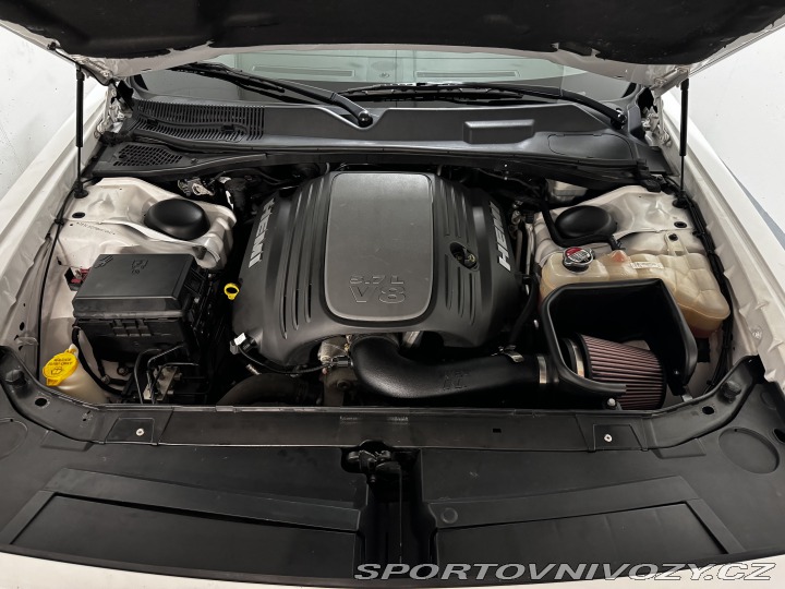 Dodge Challenger R/T 5.7 HEMI V8 MANUÁL 2011