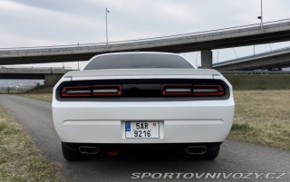 Dodge Challenger R/T 5.7 HEMI V8 MANUÁL 2011