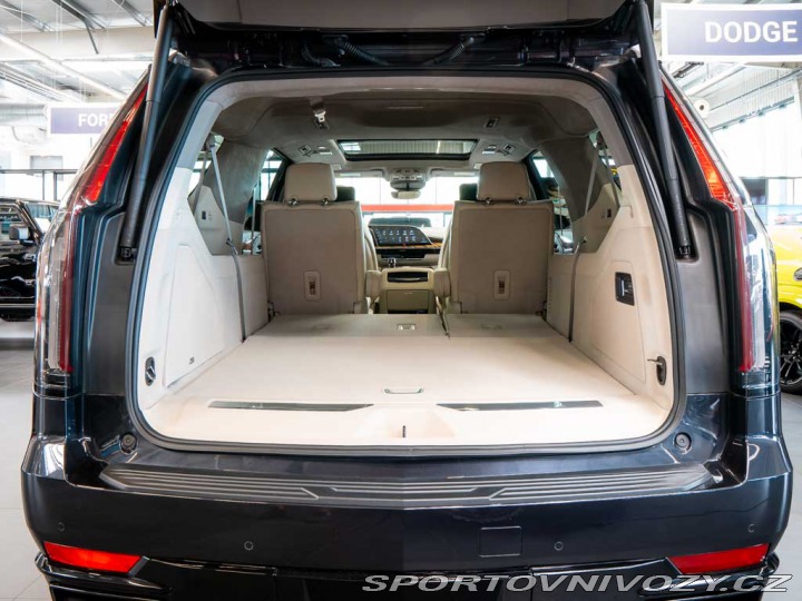 Ostatní značky Ostatní modely Cadillac Escalade 6.2 ESV Sport Platinum NV 2024